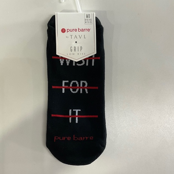 Pure Barre by Tavi Black and Red Low Rise Grip Socks - Picture 1 of 3